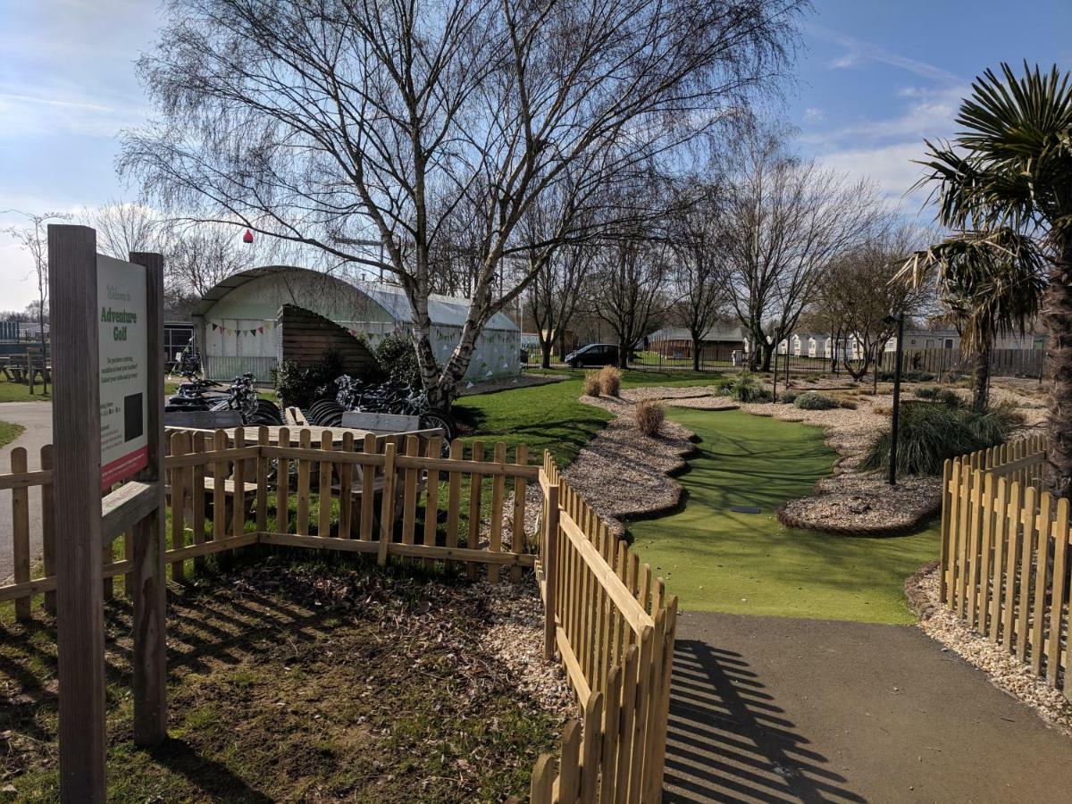 P&D'S Pearl Caravan At Tattershall Lakes Country Park酒店 外观 照片