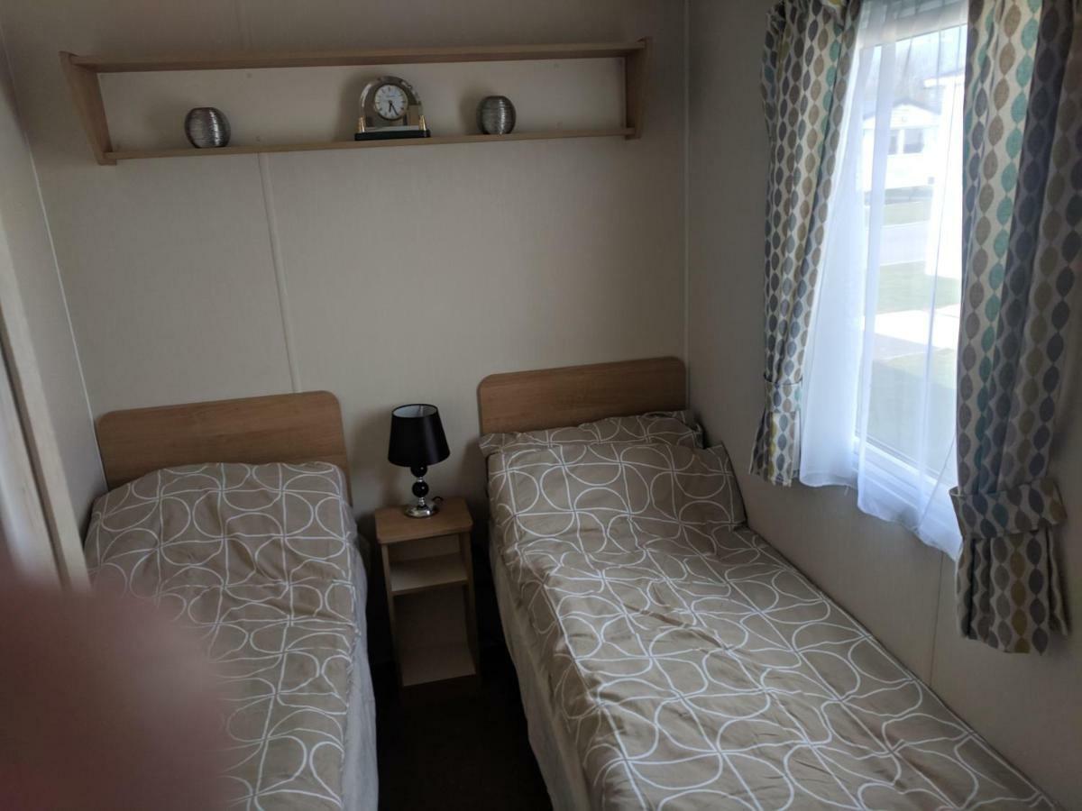 P&D'S Pearl Caravan At Tattershall Lakes Country Park酒店 外观 照片