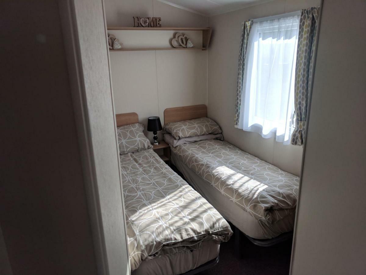 P&D'S Pearl Caravan At Tattershall Lakes Country Park酒店 外观 照片
