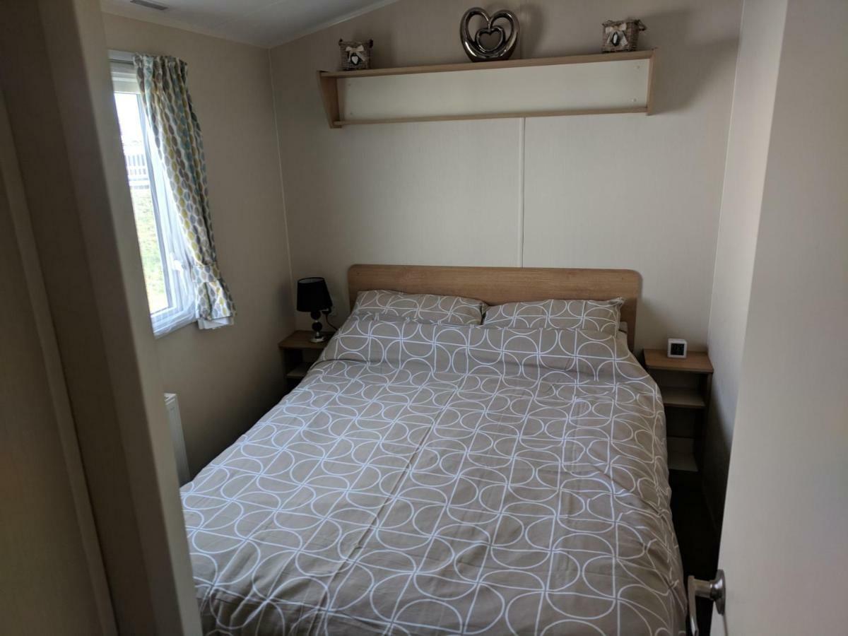 P&D'S Pearl Caravan At Tattershall Lakes Country Park酒店 外观 照片