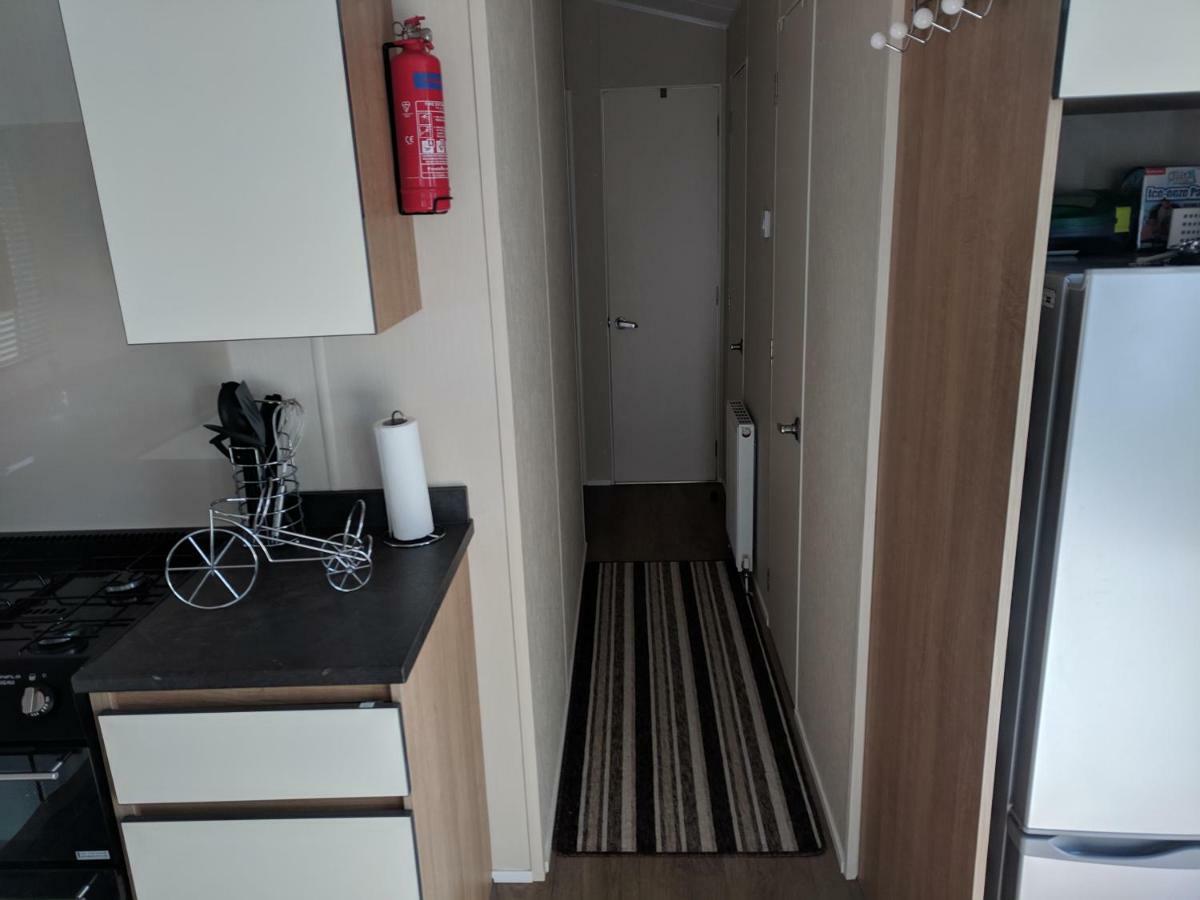 P&D'S Pearl Caravan At Tattershall Lakes Country Park酒店 外观 照片