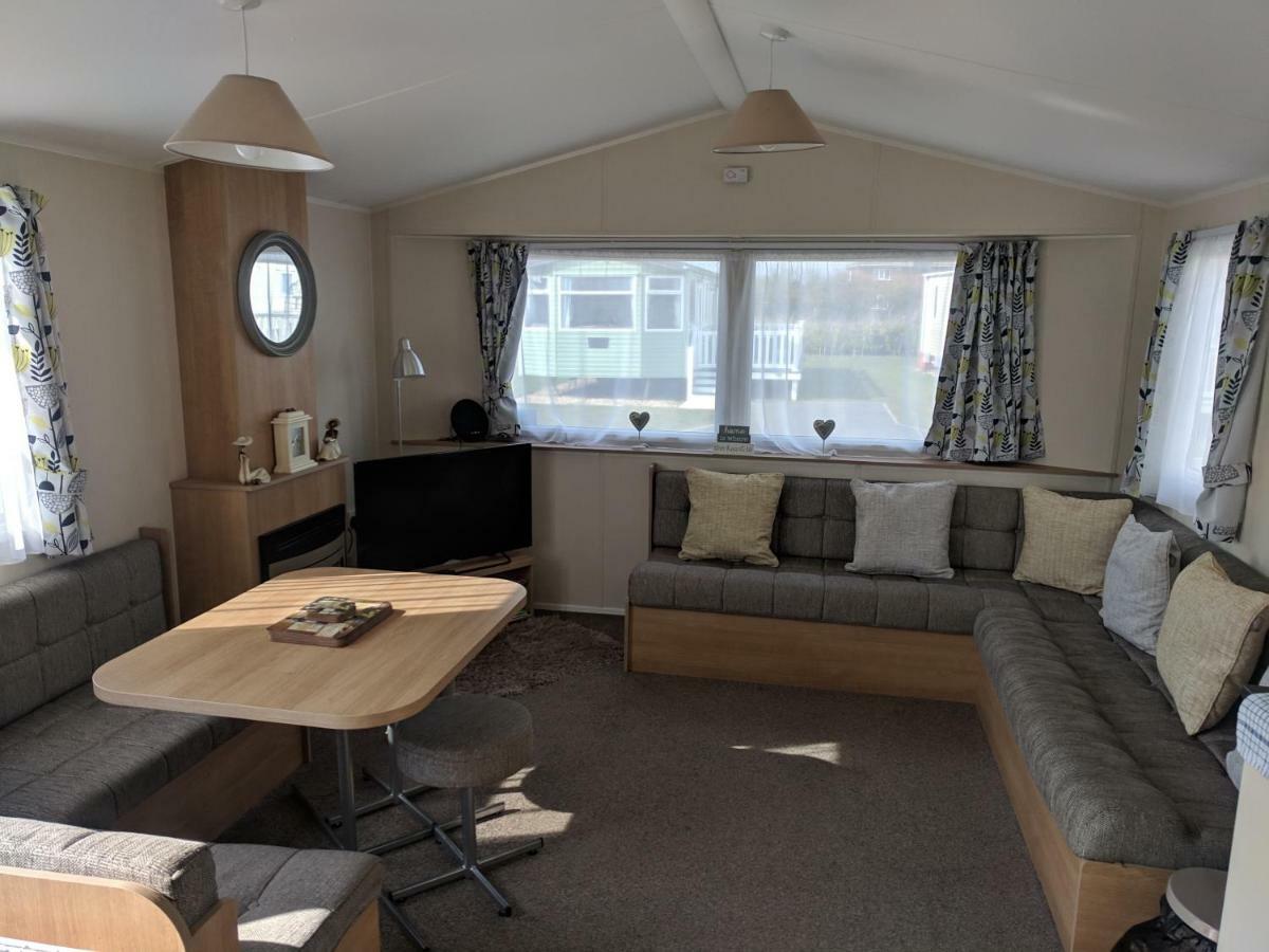 P&D'S Pearl Caravan At Tattershall Lakes Country Park酒店 外观 照片